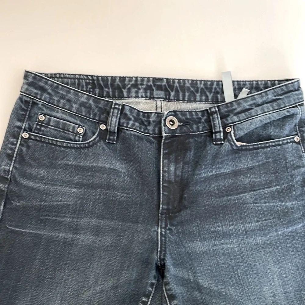 BCBGMaxAzria Flare Leg Jeans - Picture 8 of 8